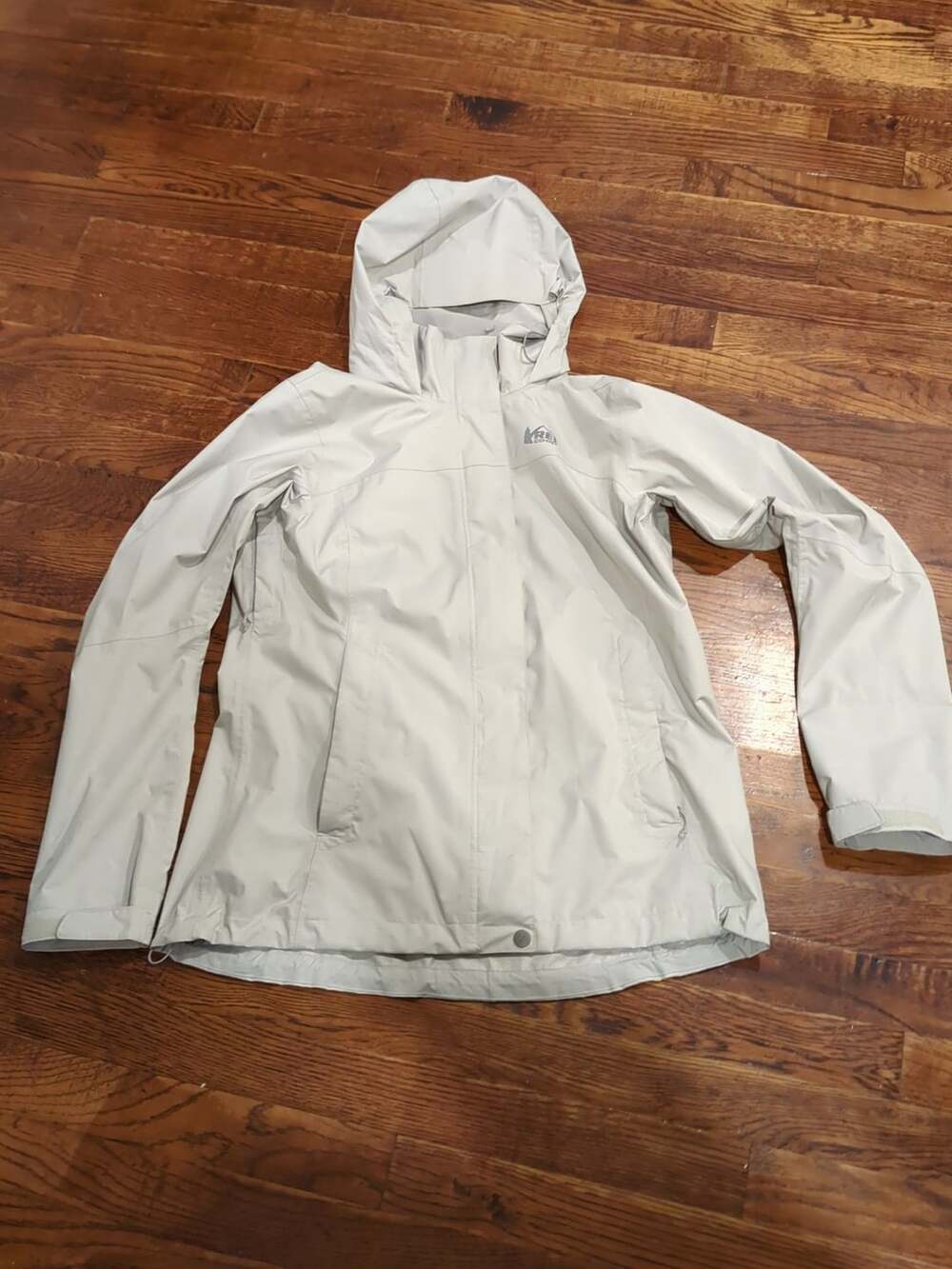 Rei Co-op Rain Jacket Size M 
 Light Gray Nylon Hooded